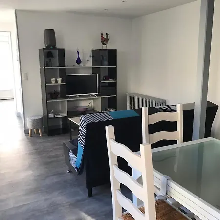 Maison Avec Jardin بيت للعطل بيلريف-سور-اليي